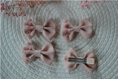 Vyšívaná mašlička Mini_5 — foto 3