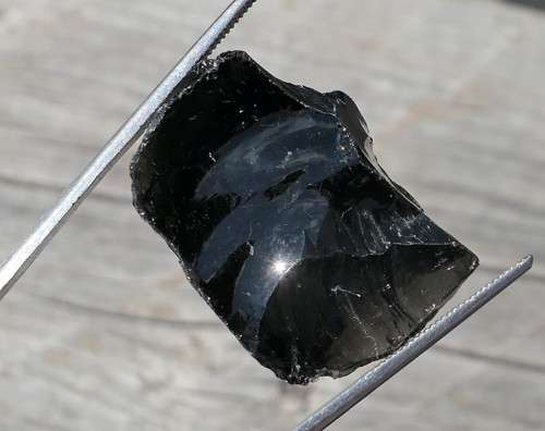 Surový obsidián černý V3829 — foto 3