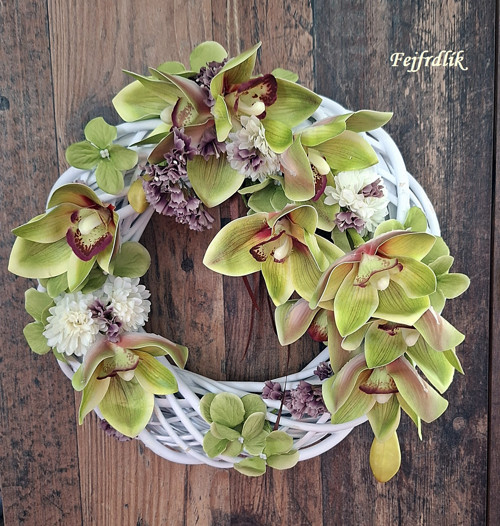 Věnec s orchidejemi a hortenziemi.. — foto 4