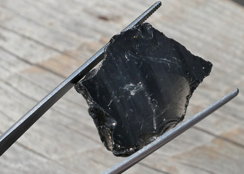 Surový obsidián černý V3835 — foto 3