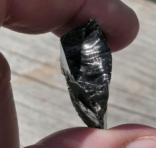 Surový obsidián černý V3837 — foto 2
