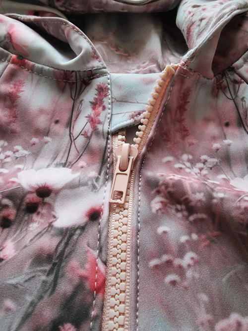 Softshellová kombinéza Emílie — foto 2