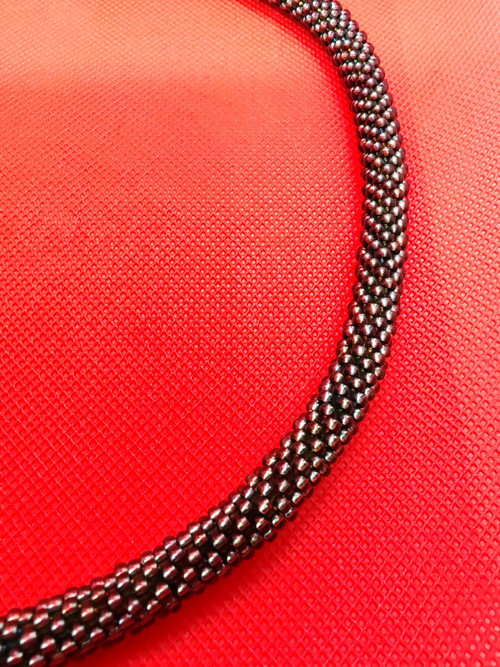 Smaragdová elegance — foto 3