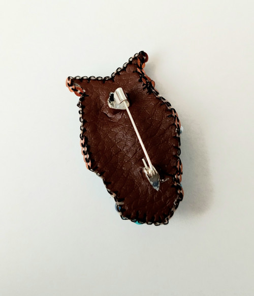 Handmade šitá korálková brošňa sovička — foto 2