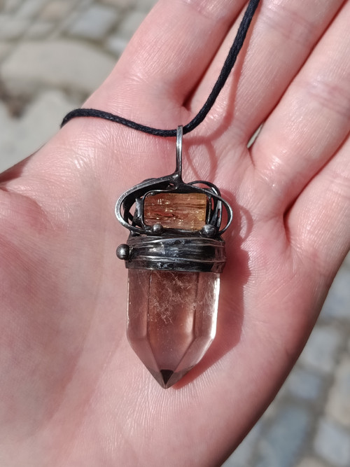Záhněda a topaz — foto 4