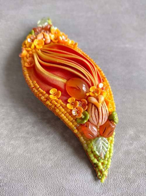 Spona Tulip Fever — foto 2