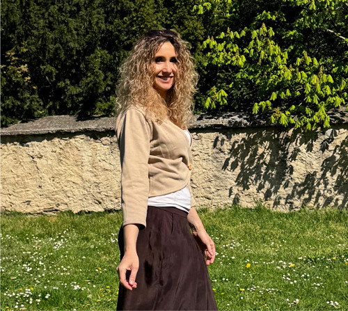Kardigan krátký béžový — foto 4