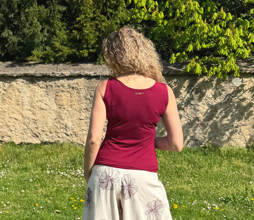 Tričko bez rukávů vínové — foto 4