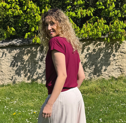 Volný top s pasem vínový — foto 5