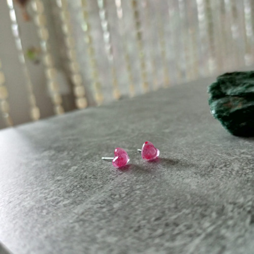 Náušnice mini srdíčka — foto 3