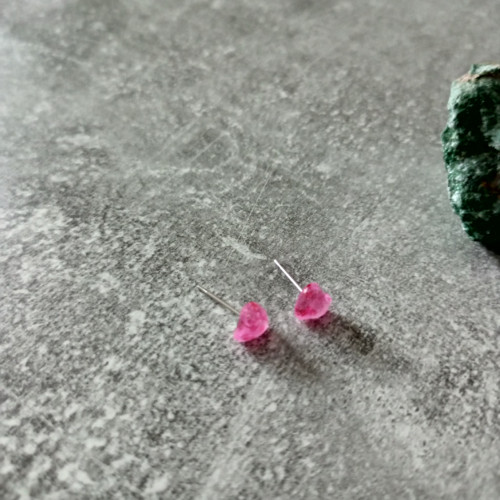Náušnice mini srdíčka — foto 2