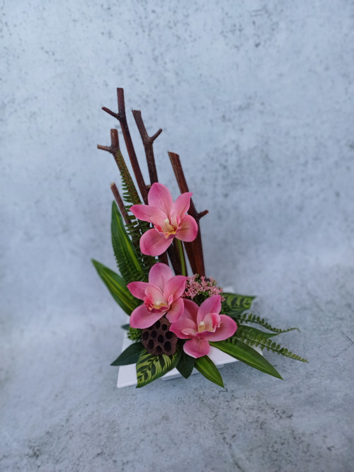 Ikebana s orchidejemi do růžova — foto 3