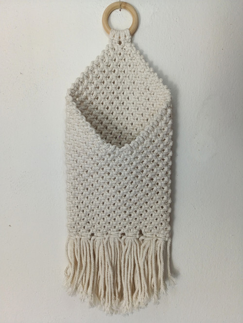 Závěsný macramé kapsař — foto 2