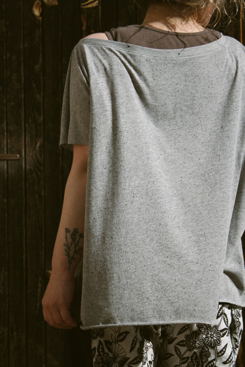 Triko ............ L - XL — foto 5