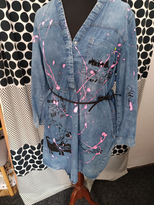 Denim neon šaty — foto 2
