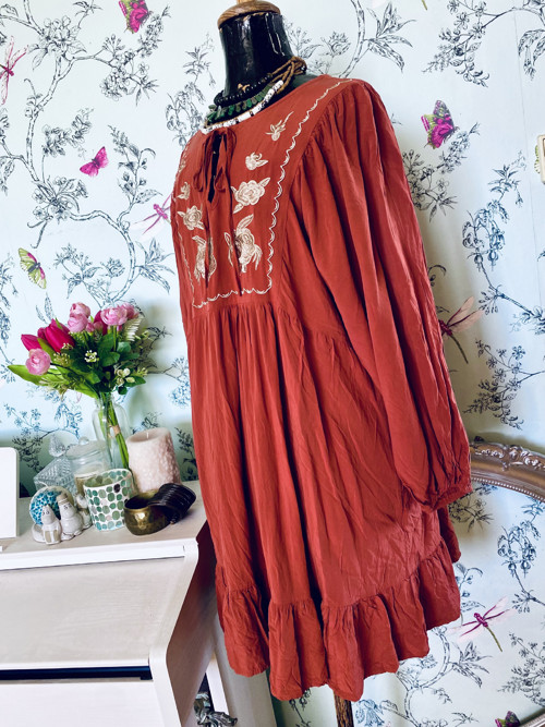 Tunika šaty boho ve skořici — foto 4