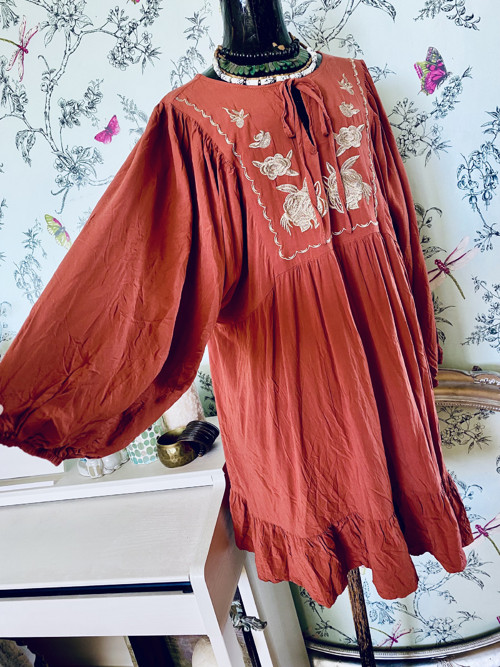 Tunika šaty boho ve skořici — foto 3