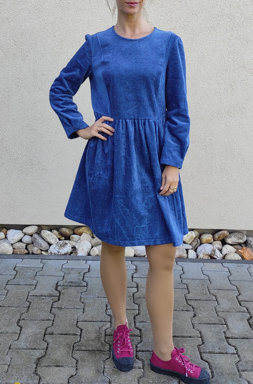 Manšestrove šaty — foto 2