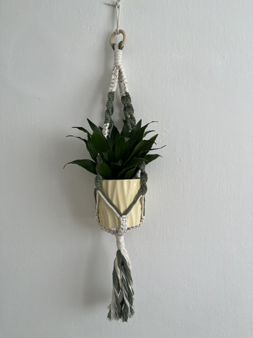 Macrame závěs na květináč — foto 6