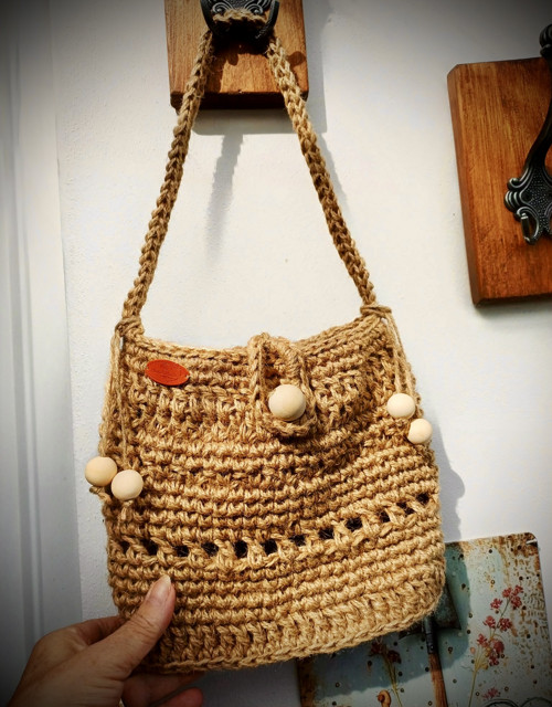 Jutov háčkovaná kabelka pro holčičku v boho stylu — foto 3