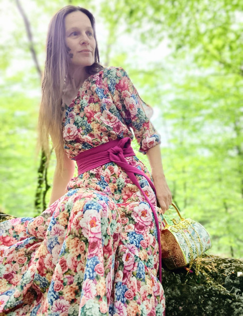 Asymetrické Maxi Šaty Květy — foto 3