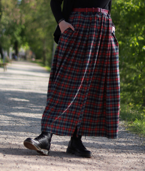Flanelová sukně s propínáním — foto 2