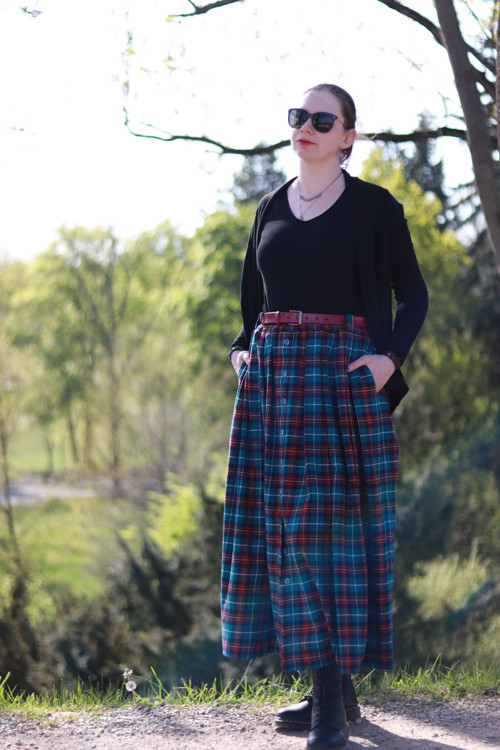 Flanelová sukně s propínáním — foto 3