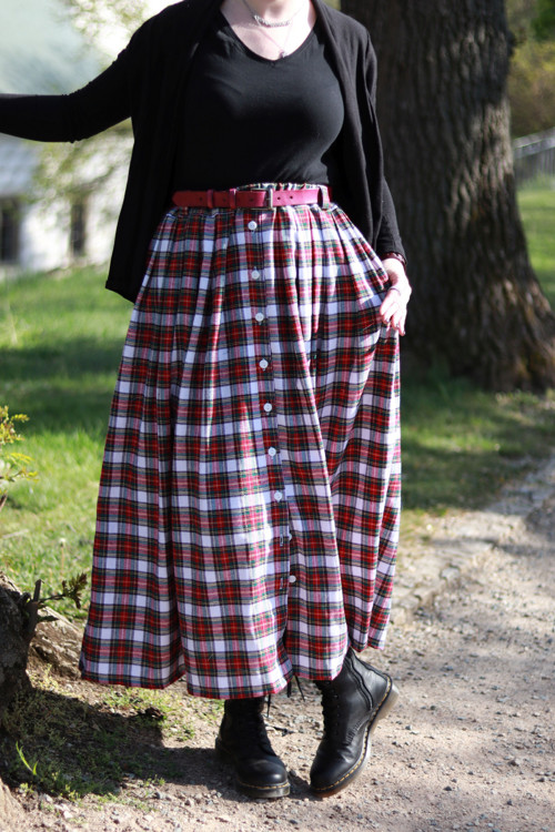 Flanelová sukně s propínáním — foto 2