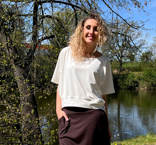Volné triko smetanové — foto 2
