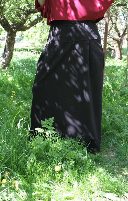 Sukně ............ XL - XXL — foto 2
