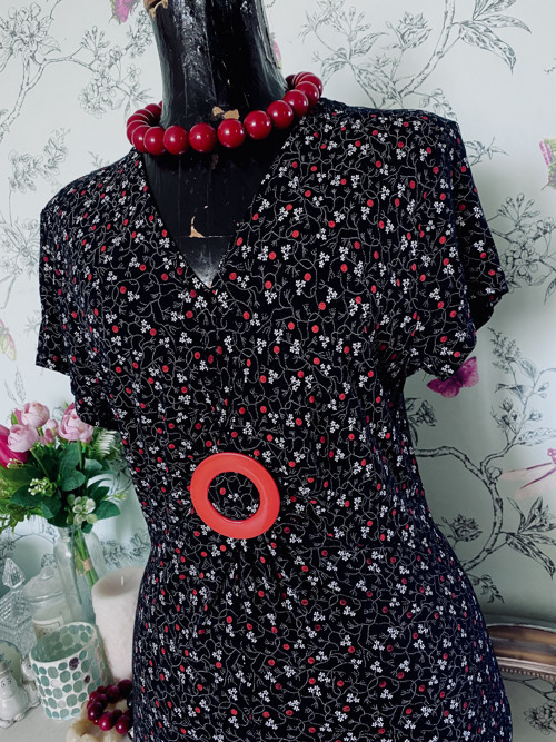 Šaty retro look — foto 2