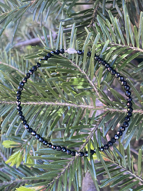 Spinel broušený, říční perla — foto 3