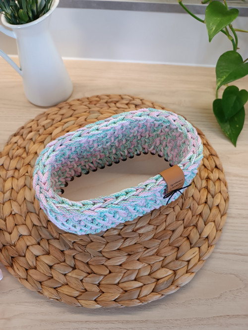 Háčkovaný košík 20 x 10 cm — foto 4