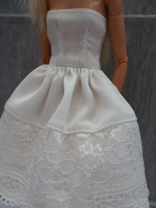 Šaty pro barbie — foto 2