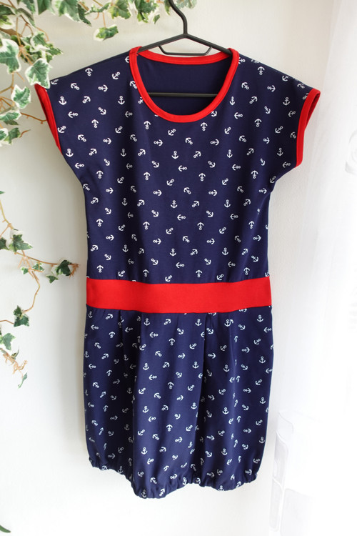 DĚTSKÉ ŠATEČKY VEL..152 — foto 4