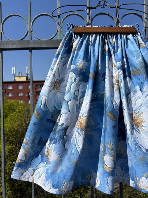Květy bílé malované — foto 6