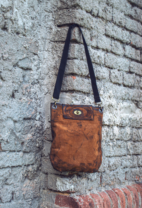 Kožená kabelka crossbody rez — foto 2