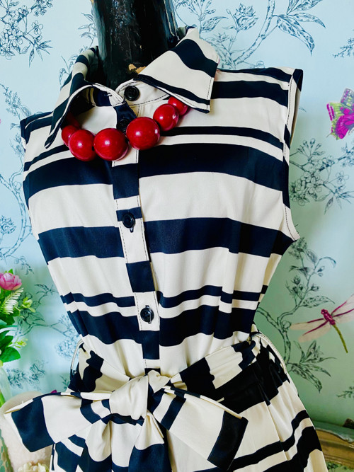 Šaty retro stripes luxusní — foto 5