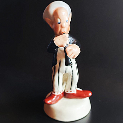 Porcelánová figurka klarinetista — foto 5