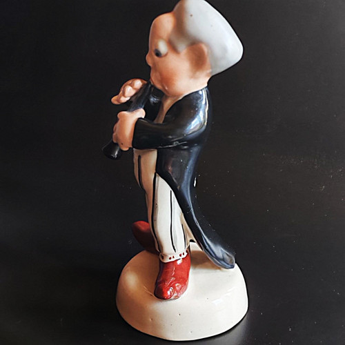 Porcelánová figurka klarinetista — foto 3