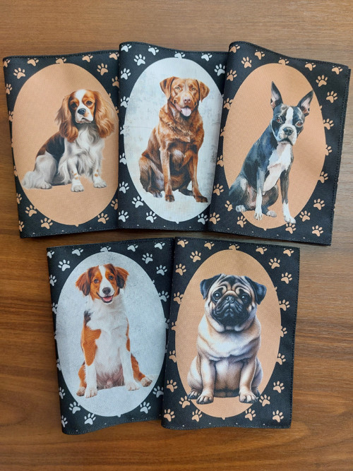 Obal na očkovací průkaz - Mops — foto 4