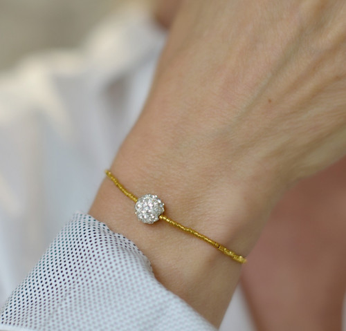 Basic náramek zlatý s shamballa kuličkou — foto 6
