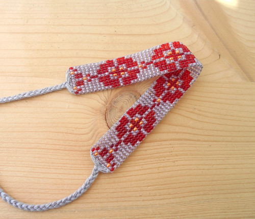 Tkaný korálkový náramek — foto 2