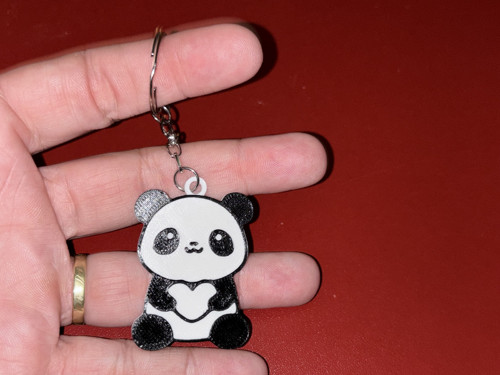 Přívěšek na klíče - panda se srdíčkem — foto 2