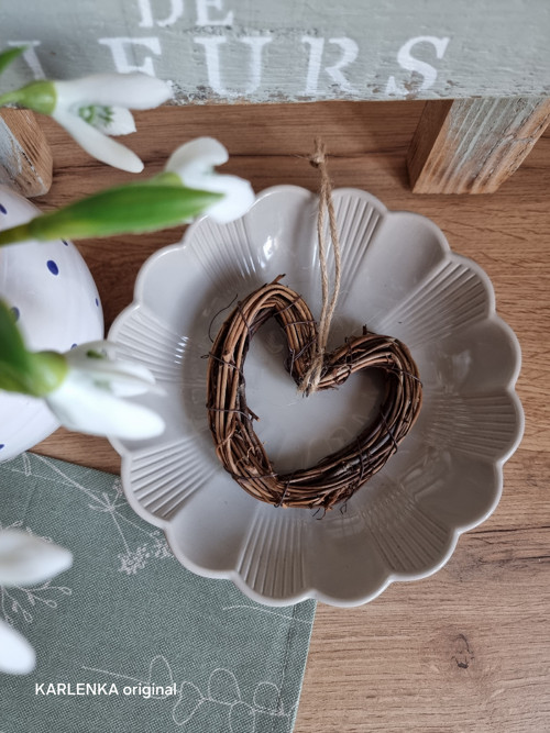 Proutěné srdíčko 10 cm — foto 2