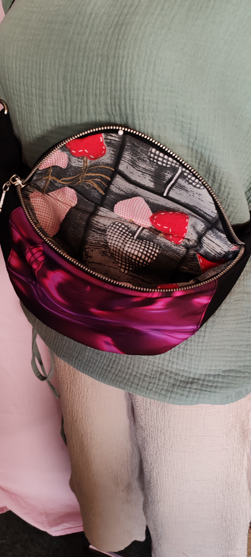 Crossbody ledvinka/kabelka — foto 2