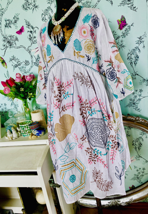 Šaty boho vyšívané — foto 3