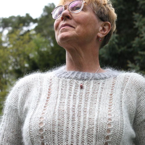 Šedá eminence - svetr — foto 2
