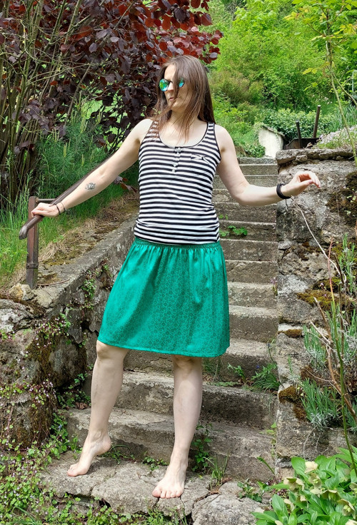 Hedvábná sukně- Zelený brokát — foto 5