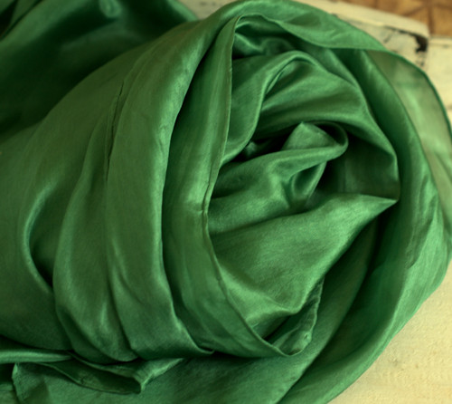 HEDVÁBNÁ ŠÁLA.......180 x 45 — foto 5
